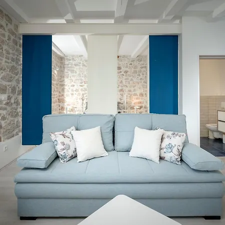 Boutique Seaside Апартаменти *